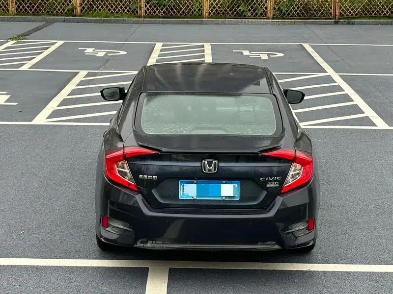 2016 Civic 220TURBO CVT Luxury Edition — миниатюра 5