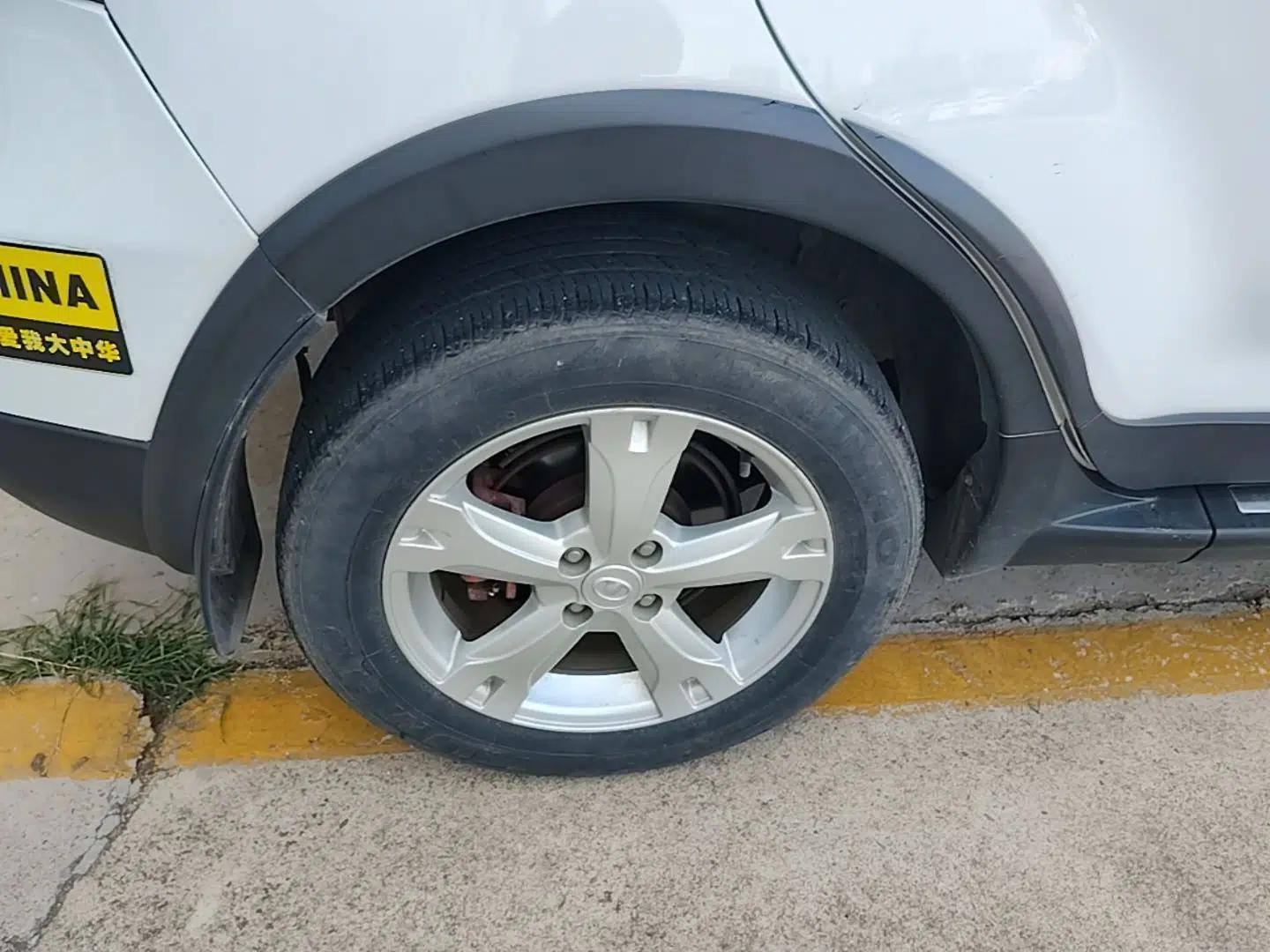 Great Wall M4 2014 1.5L Manual Luxury Model — миниатюра 11