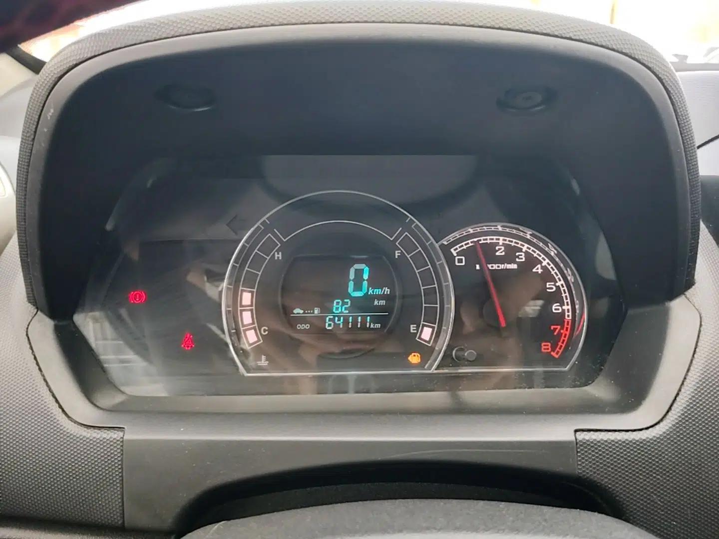 Great Wall M4 2014 1.5L Manual Luxury Model — миниатюра 14