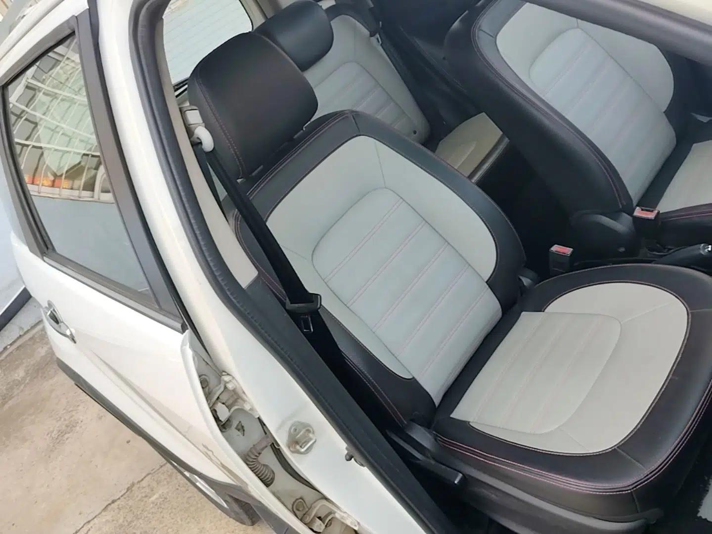 Great Wall M4 2014 1.5L Manual Luxury Model — миниатюра 19