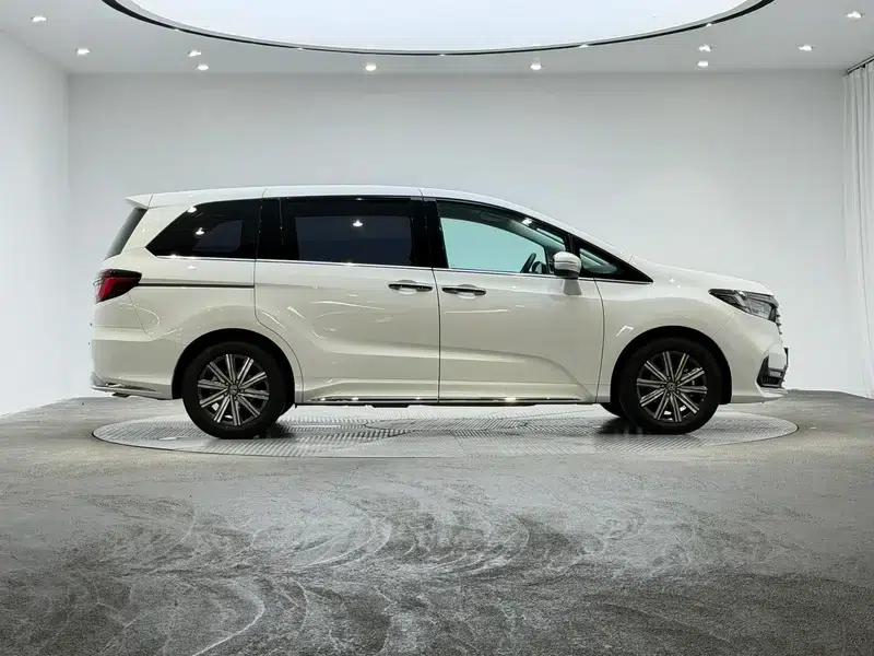 Odyssey 2024 2.0L e:HEV Elite Enjoy Edition — миниатюра 8