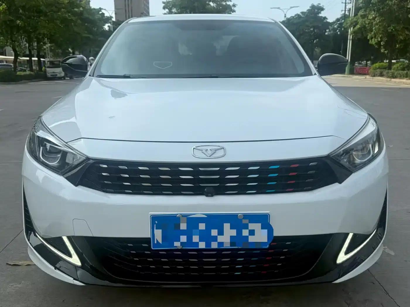 Sylphy 2021 1.5T CVT Prado Edition — миниатюра 2