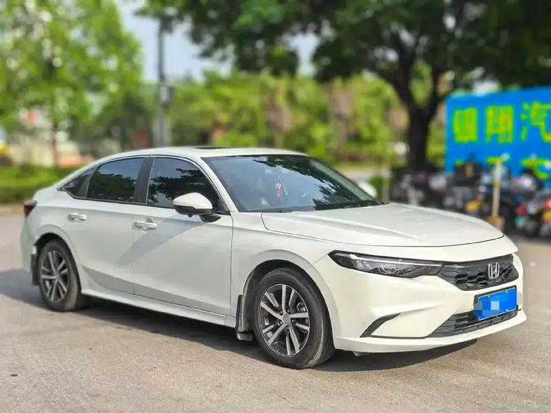Stylish 2023 240TURBO CVT Leading Edition — миниатюра 3