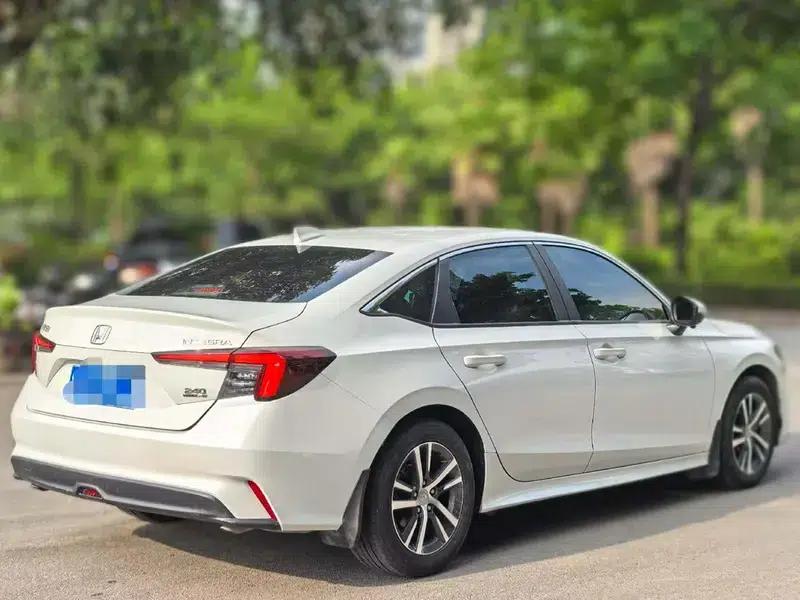 Stylish 2023 240TURBO CVT Leading Edition — миниатюра 6