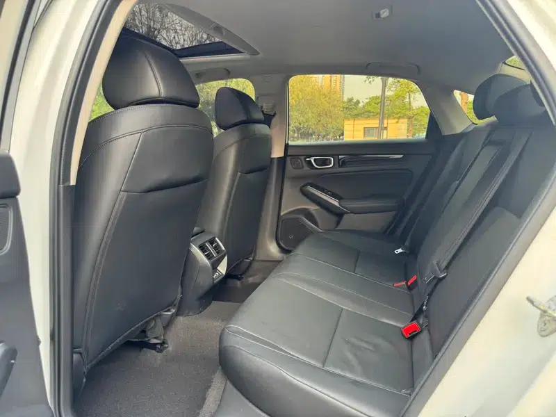 Stylish 2022 240TURBO CVT Phantom Night Luxury Edition — миниатюра 15