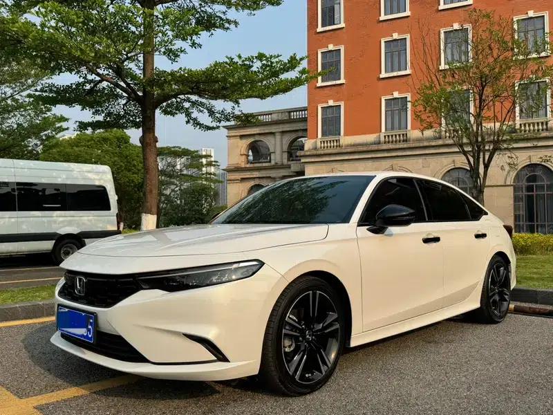 Stylish 2022 240TURBO CVT Phantom Night Luxury Edition — миниатюра 8