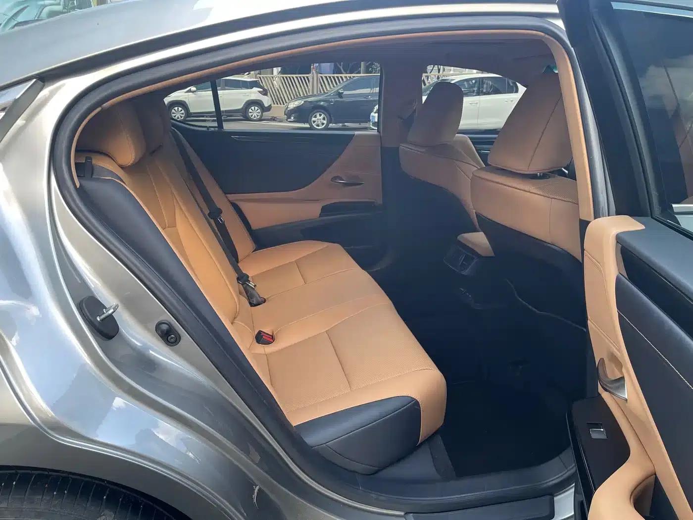 Lexus ES 2021 260 Premium Edition — миниатюра 12