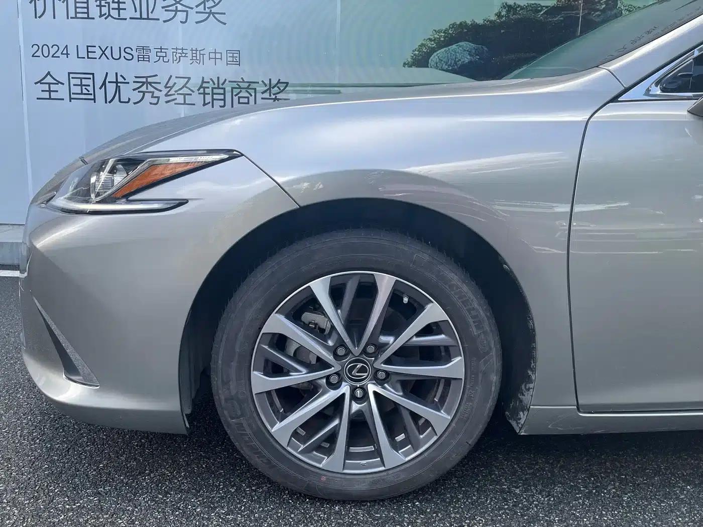 Lexus ES 2021 260 Premium Edition — миниатюра 15