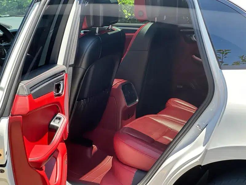 2023 Macan 2.0T — миниатюра 10