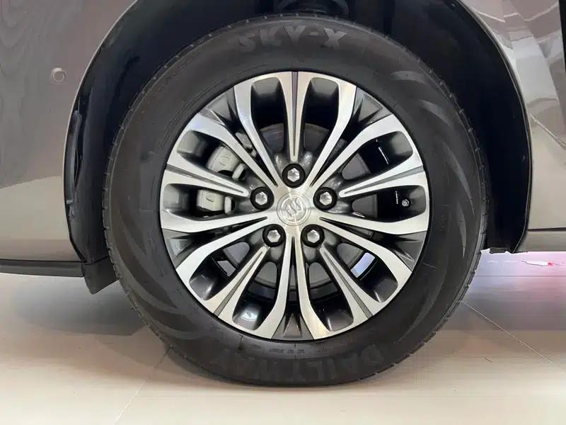 Buick GL8 2021 Land Business Class 652T Luxury — миниатюра 5