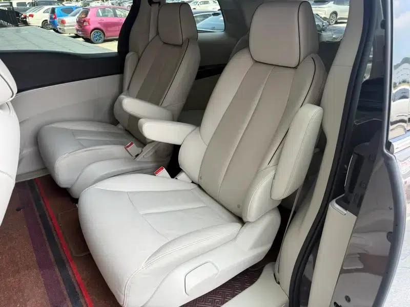 Buick GL8 2021 Land Business Class 652T Luxury — миниатюра 8