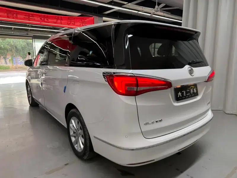 Buick GL8 2017 ES 28T Premium Edition (National V Emission Standard) — миниатюра 4