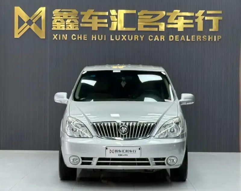 Buick GL8 2014 2.4L Classic Edition — миниатюра 2