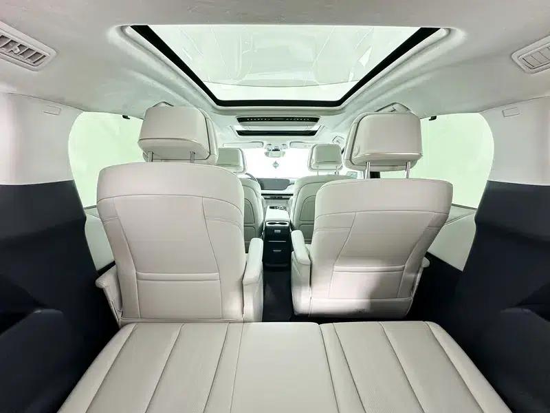 Buick GL8 PHEV 2026 Luxury Edition 1.5T — миниатюра 11