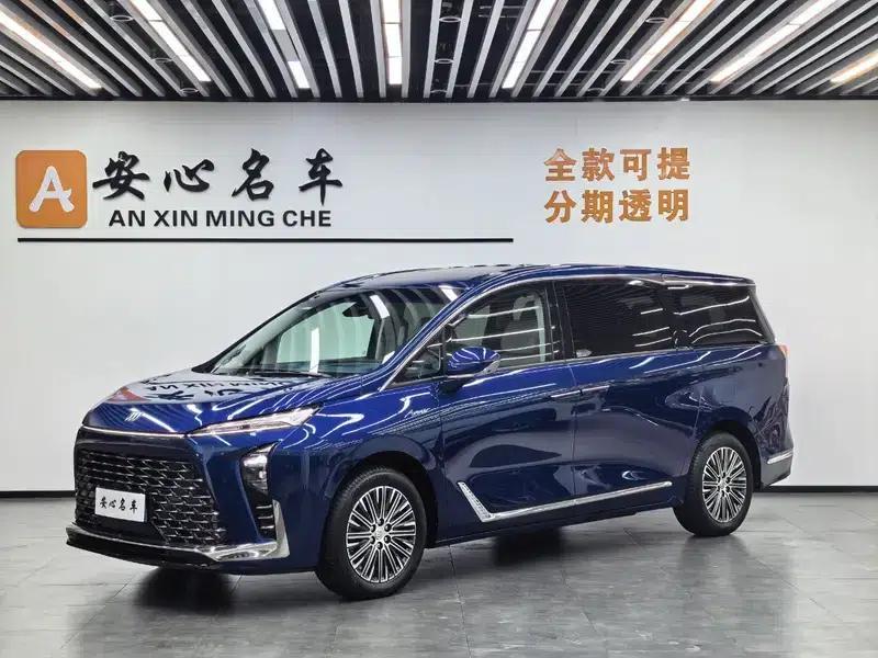 Buick GL8 PHEV 2024 Luxury Edition 1.5T 6-seat Luxury Version — миниатюра 1