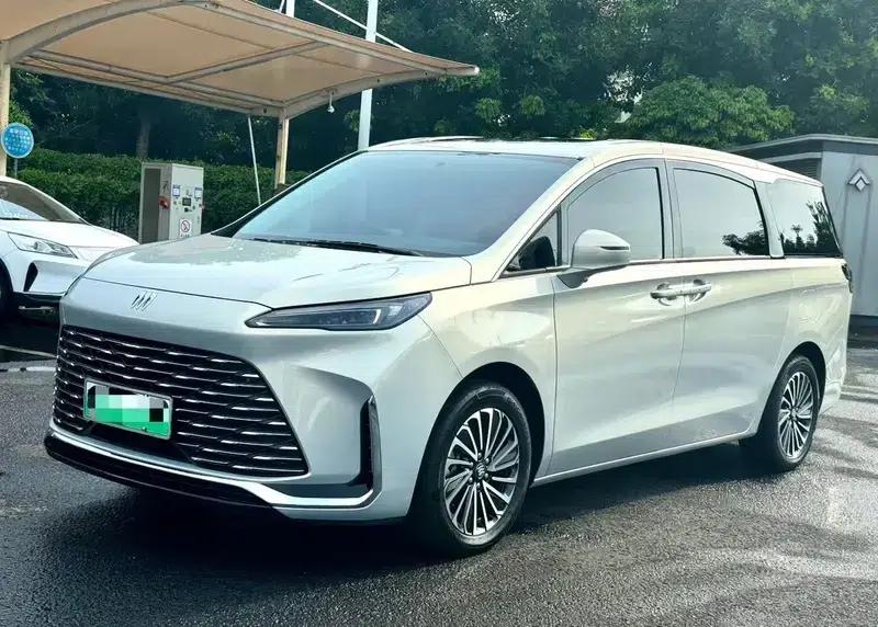 Buick GL8 PHEV 2025 Land Cruiser 1.5T First Enjoy Edition — миниатюра 1