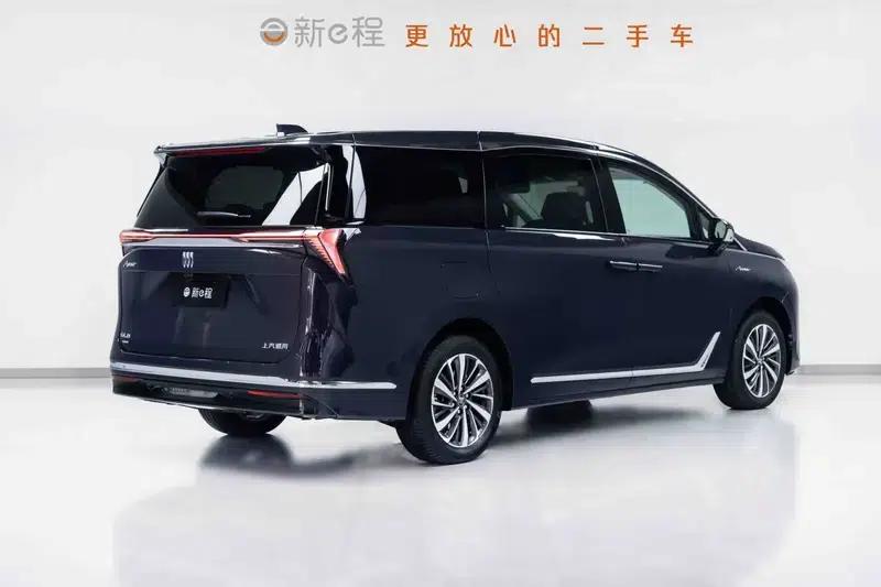 Buick GL8 PHEV 2026 Luxury Edition 1.5T — миниатюра 6