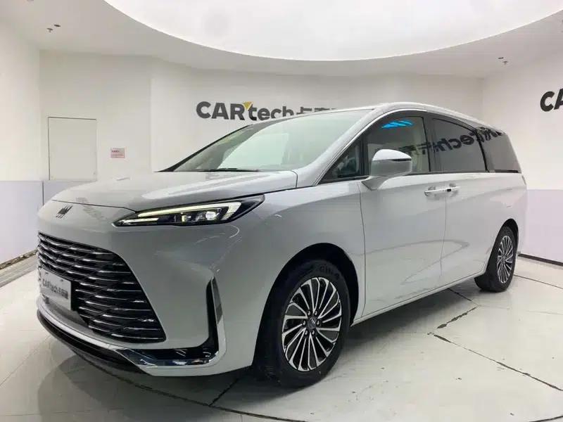 Buick GL8 PHEV 2025 Land Cruiser 1.5T First Enjoy Edition — миниатюра 1
