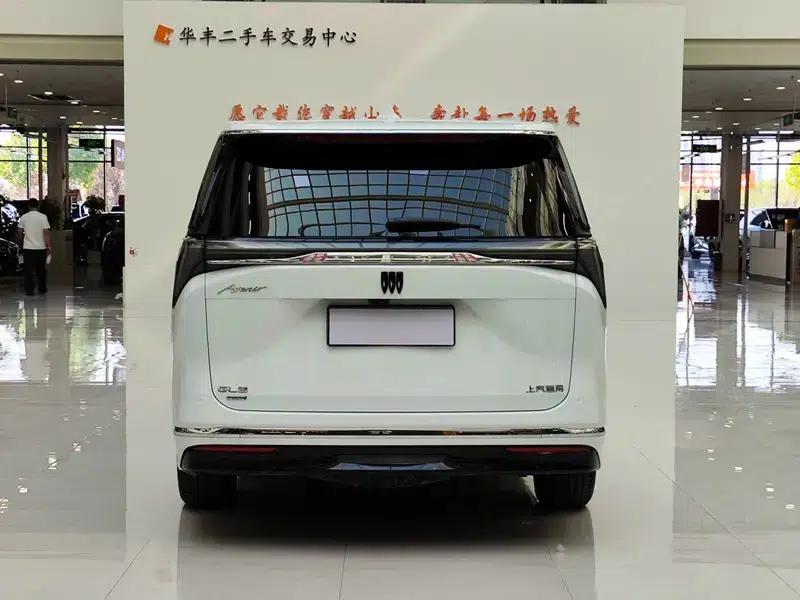 Buick GL8 PHEV 2024 Luxury 1.5T Premium Edition — миниатюра 6
