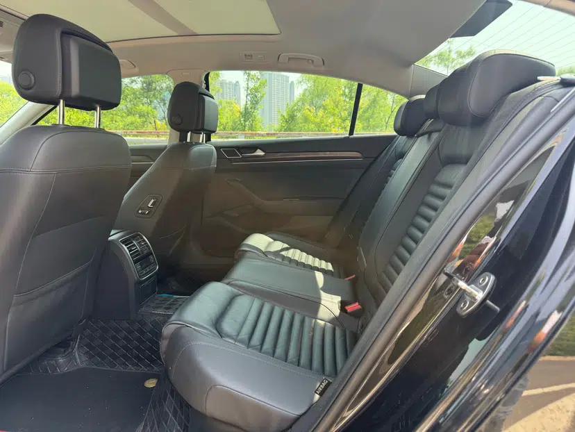 Volkswagen Magotan 2019 330TSI DSG Luxury Version China VI Standard — миниатюра 11