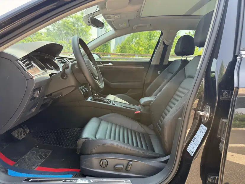 Volkswagen Magotan 2019 330TSI DSG Luxury Version China VI Standard — миниатюра 10