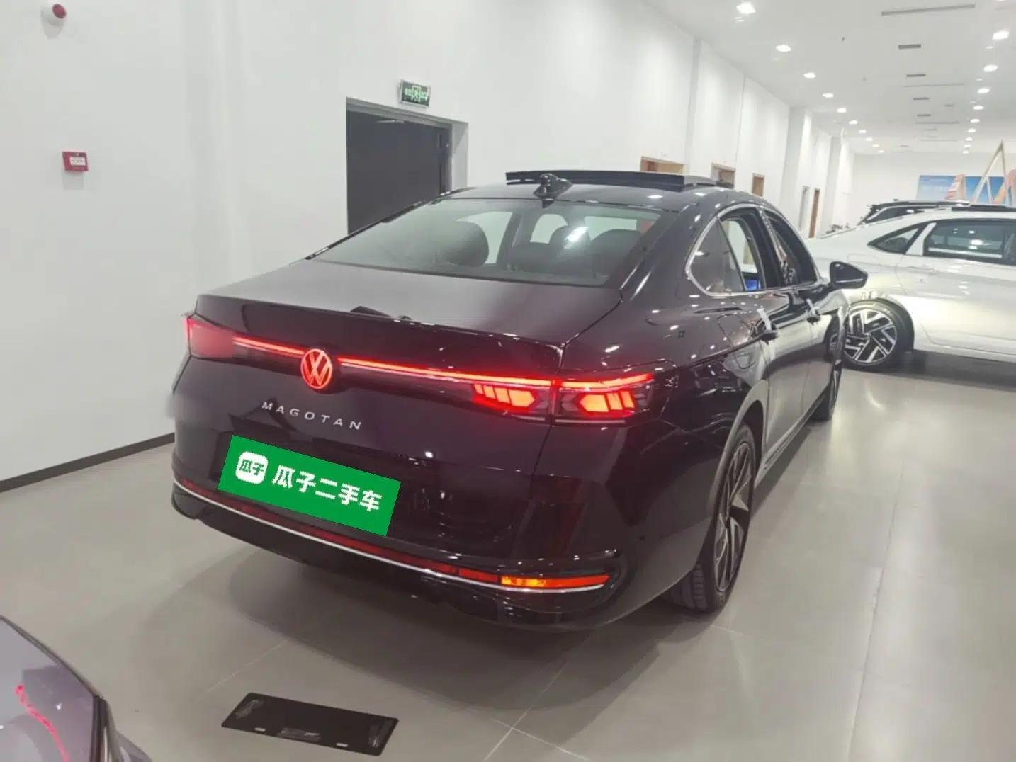Volkswagen Magotan 2024 380TSI DSG Ultimate Edition — миниатюра 6