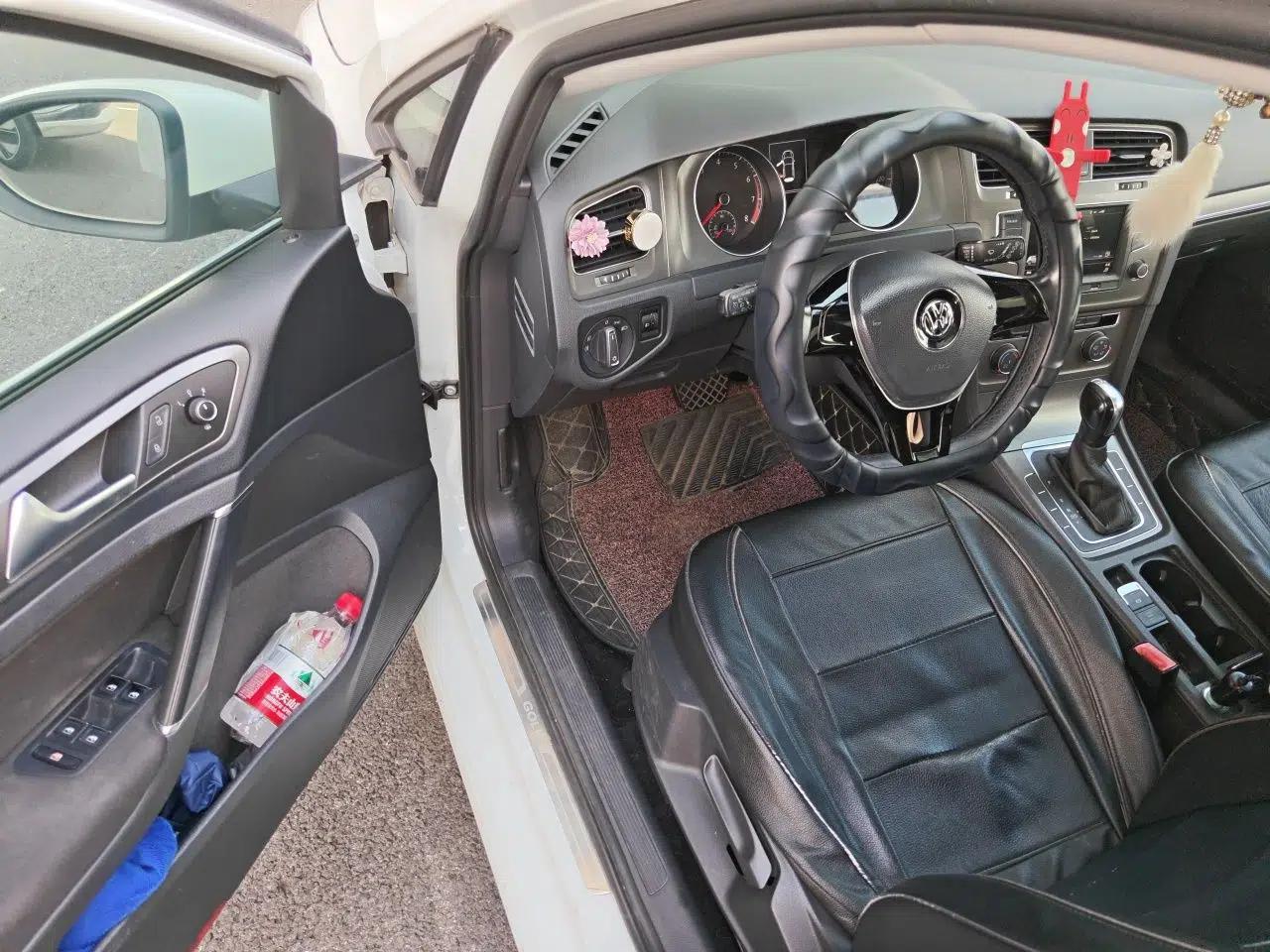 Volkswagen Golf 2016 230TSI Automatic Comfort Version — миниатюра 13
