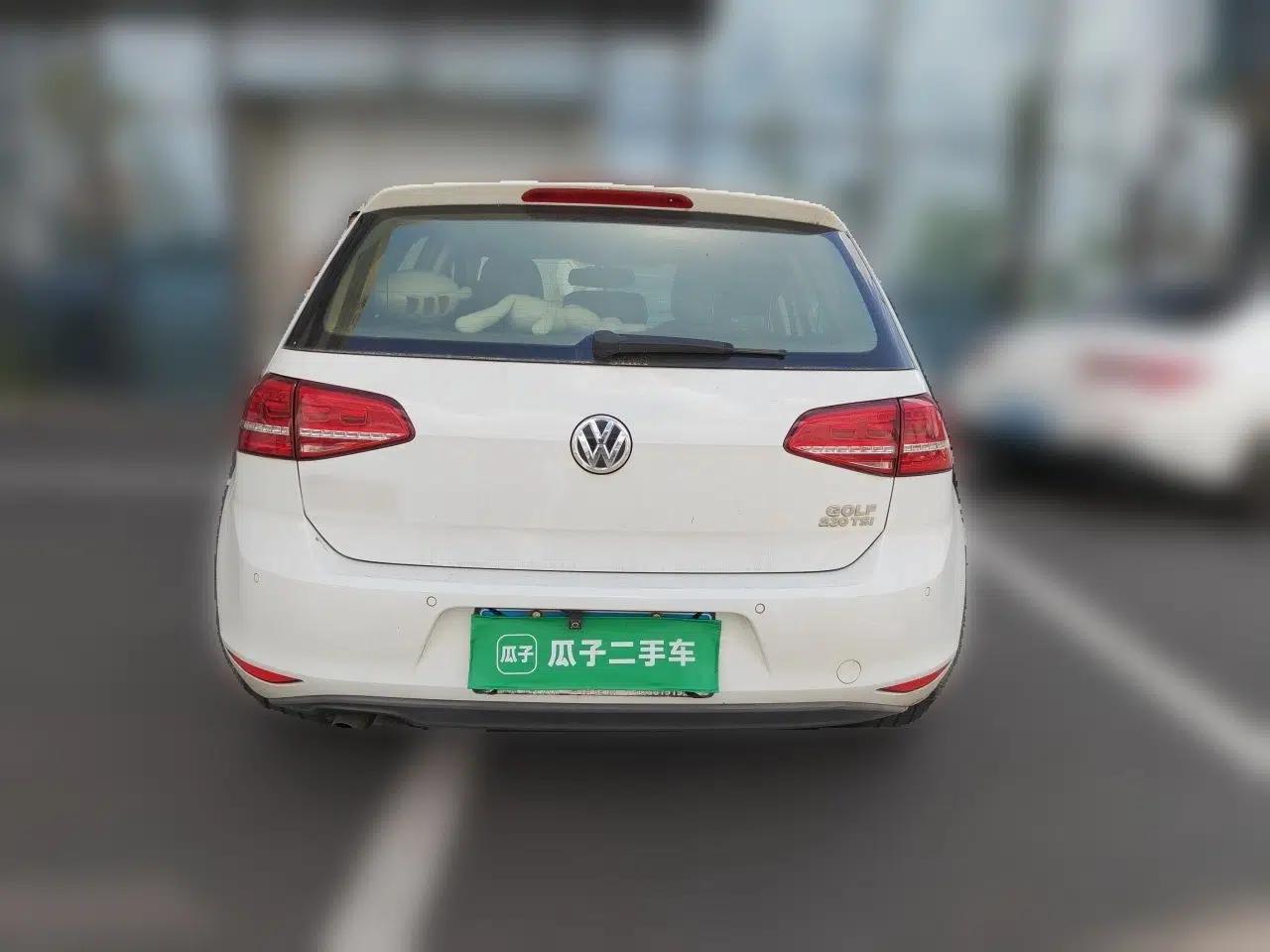 Volkswagen Golf 2016 230TSI Automatic Comfort Version — миниатюра 3
