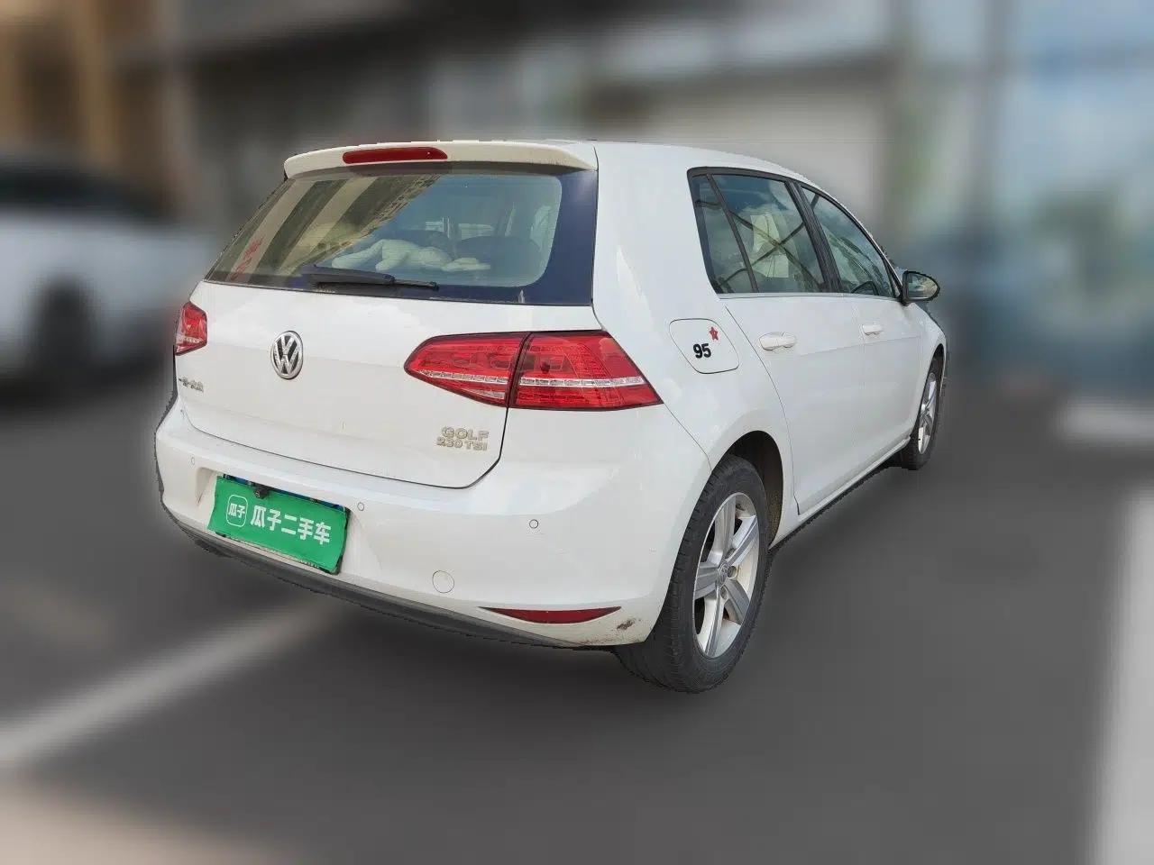 Volkswagen Golf 2016 230TSI Automatic Comfort Version — миниатюра 4