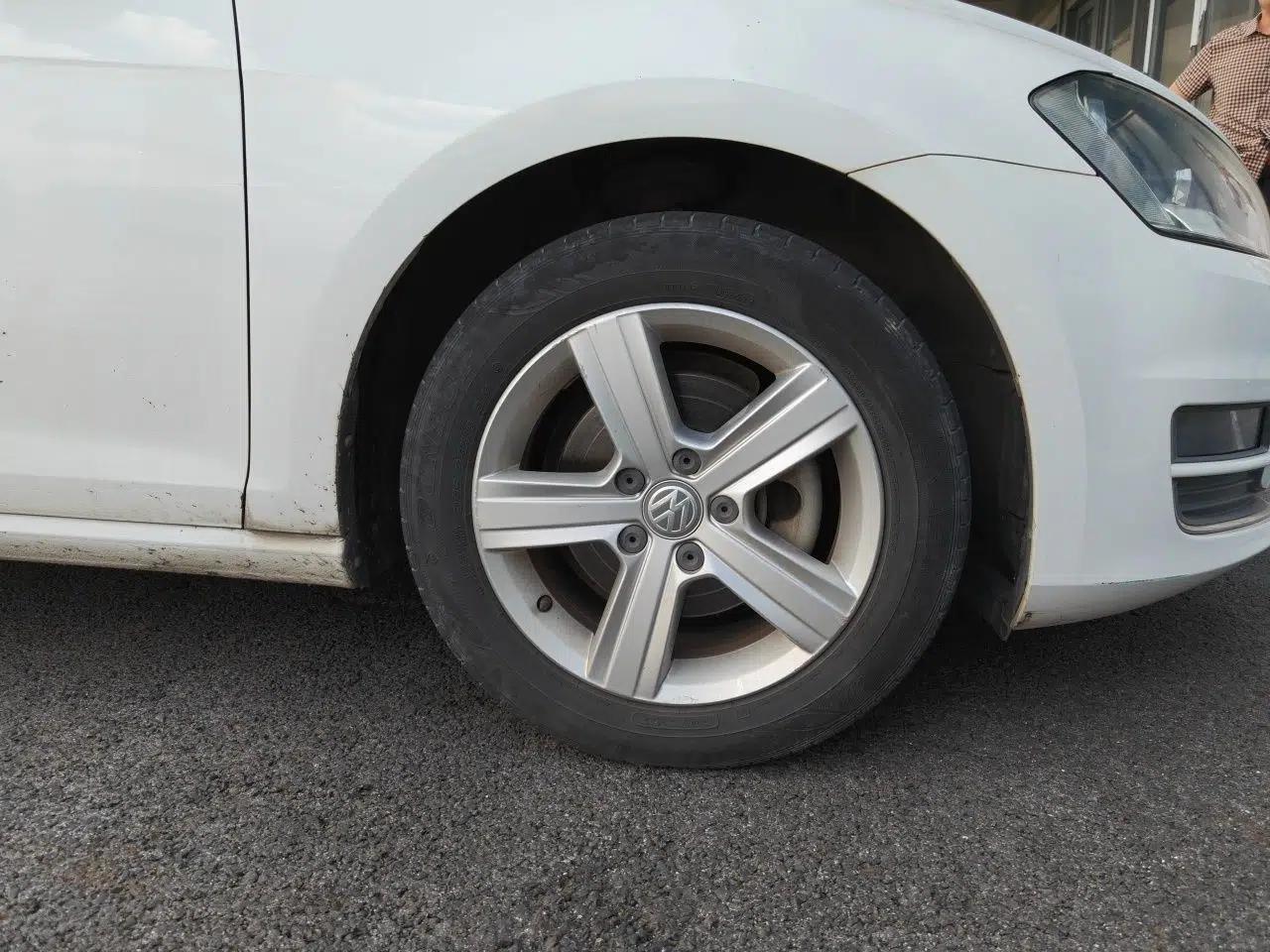 Volkswagen Golf 2016 230TSI Automatic Comfort Version — миниатюра 5