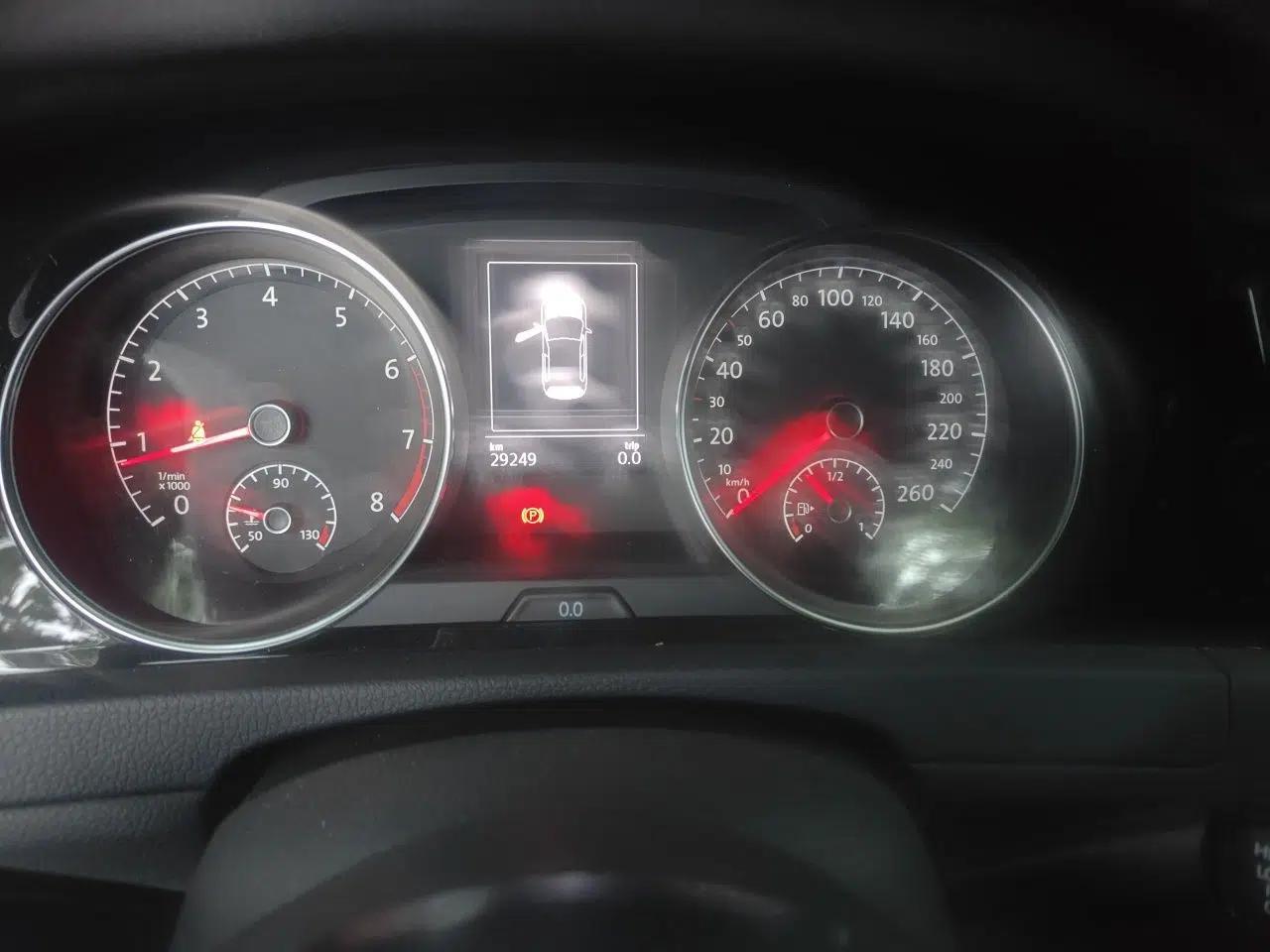 Volkswagen Golf 2015 1.4TSI Automatic R-Line — миниатюра 8