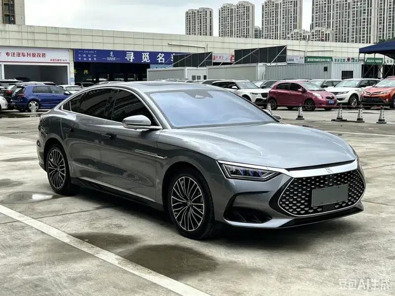 Han DM 2022 DM-i 121KM Premium Edition — миниатюра 3