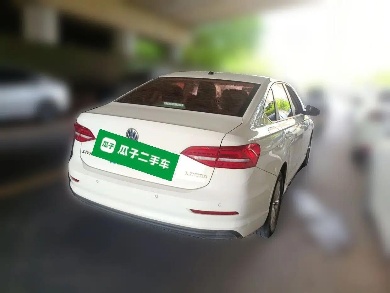 Volkswagen Lavida 2018 1.5L Automatic Fashion Edition China V Standard — миниатюра 6