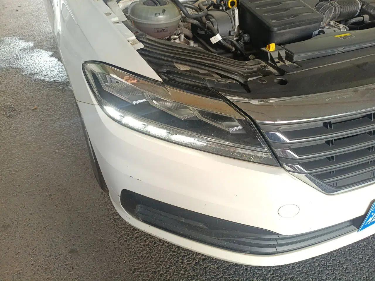 Volkswagen Lavida 2018 1.5L Automatic Fashion Edition China V Standard — миниатюра 7