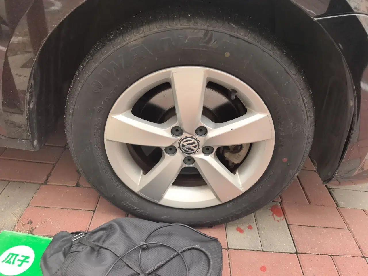 Volkswagen Lavida 2015 1.6L Manual Fashion Edition — миниатюра 8