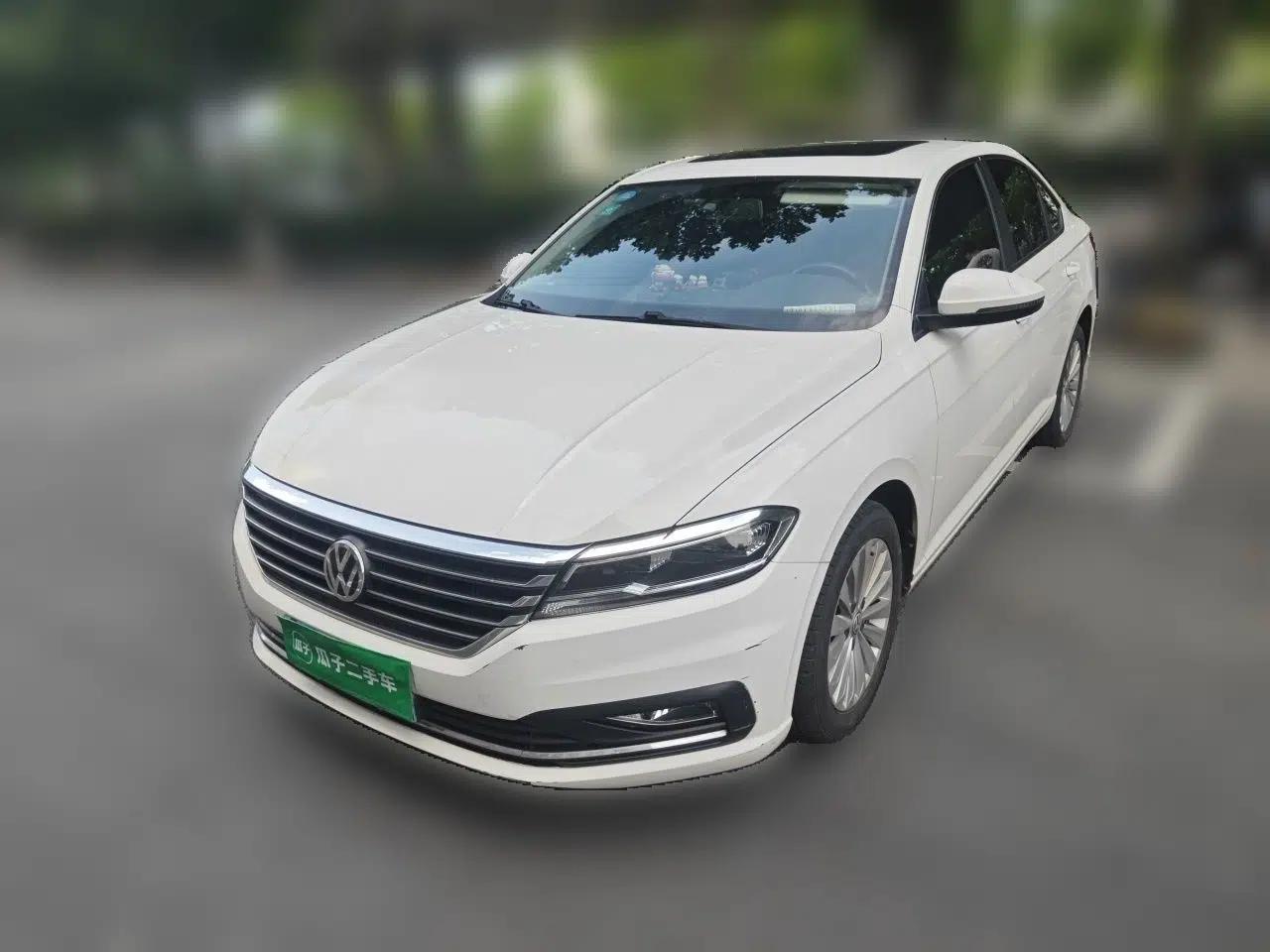 Volkswagen Lavida 2019 1.5L Automatic Comfort Edition China VI Standard — миниатюра 1