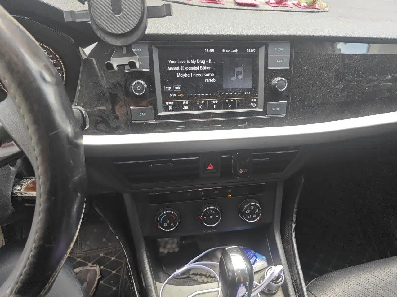 Volkswagen Lavida 2019 1.5L Automatic Comfort Edition China VI Standard — миниатюра 13