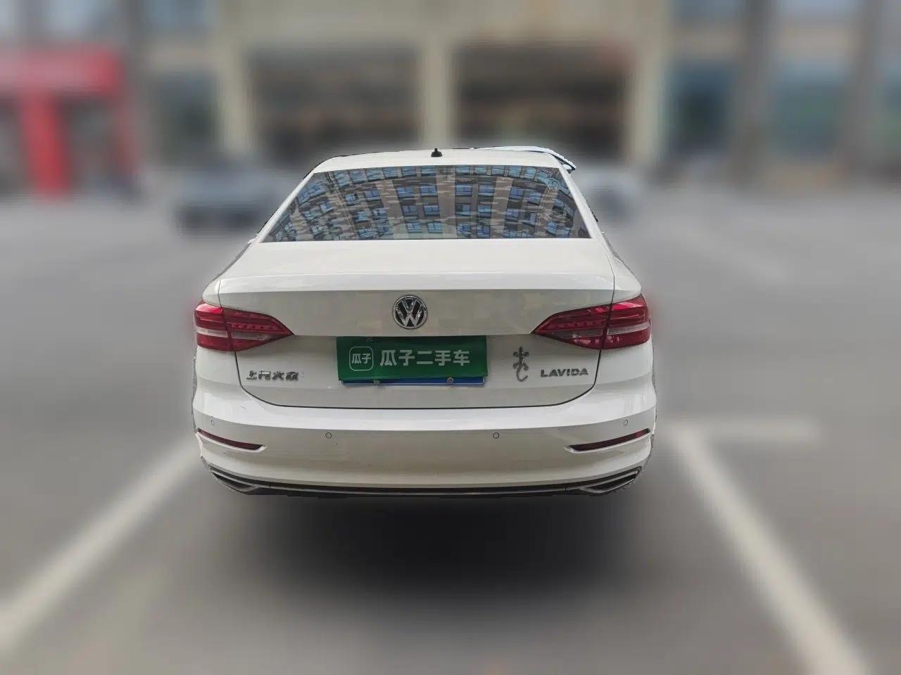 Volkswagen Lavida 2019 1.5L Automatic Comfort Edition China VI Standard — миниатюра 5