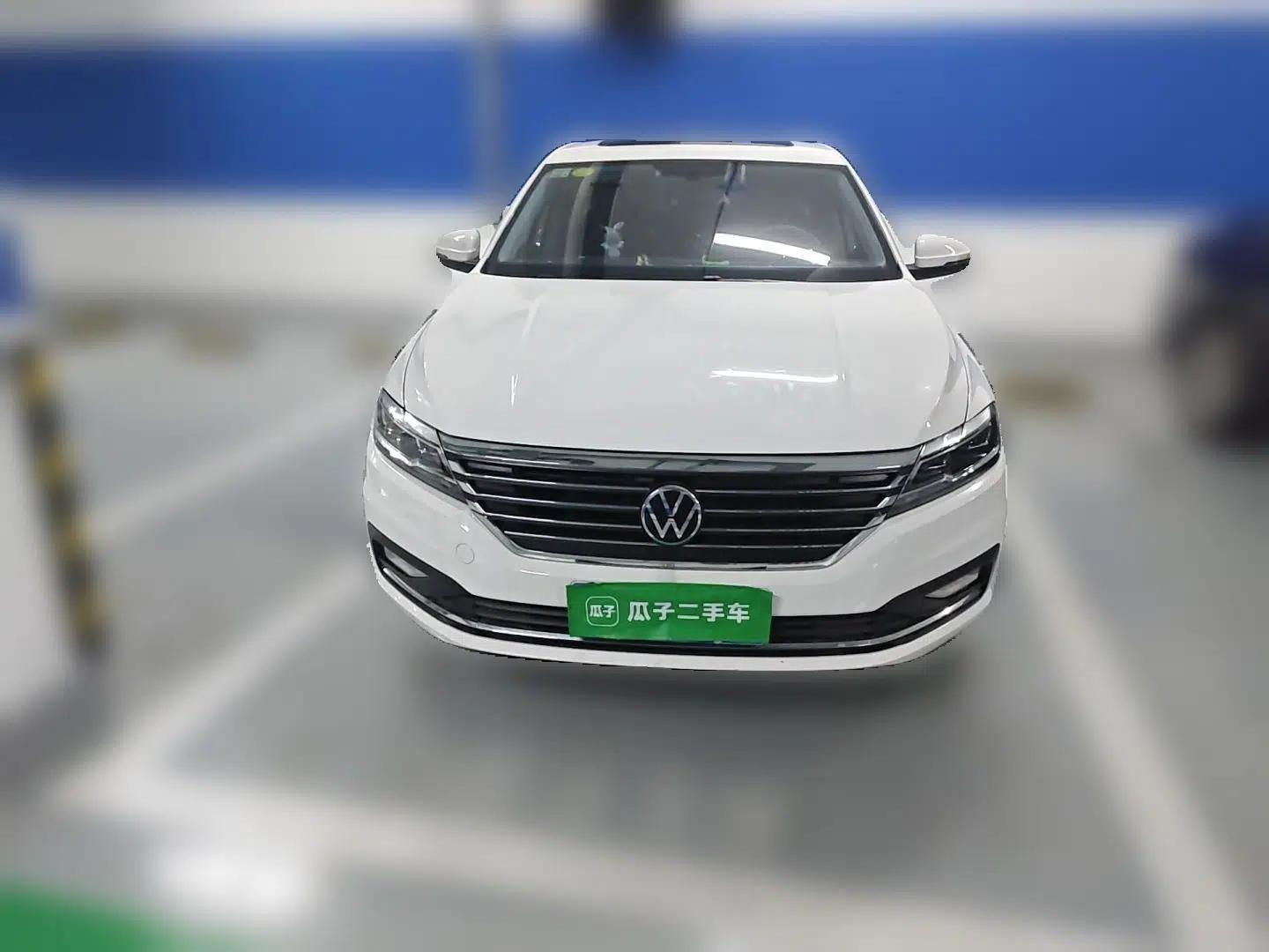 Volkswagen Lavida 2021 1.5L Automatic Comfort Edition — миниатюра 2