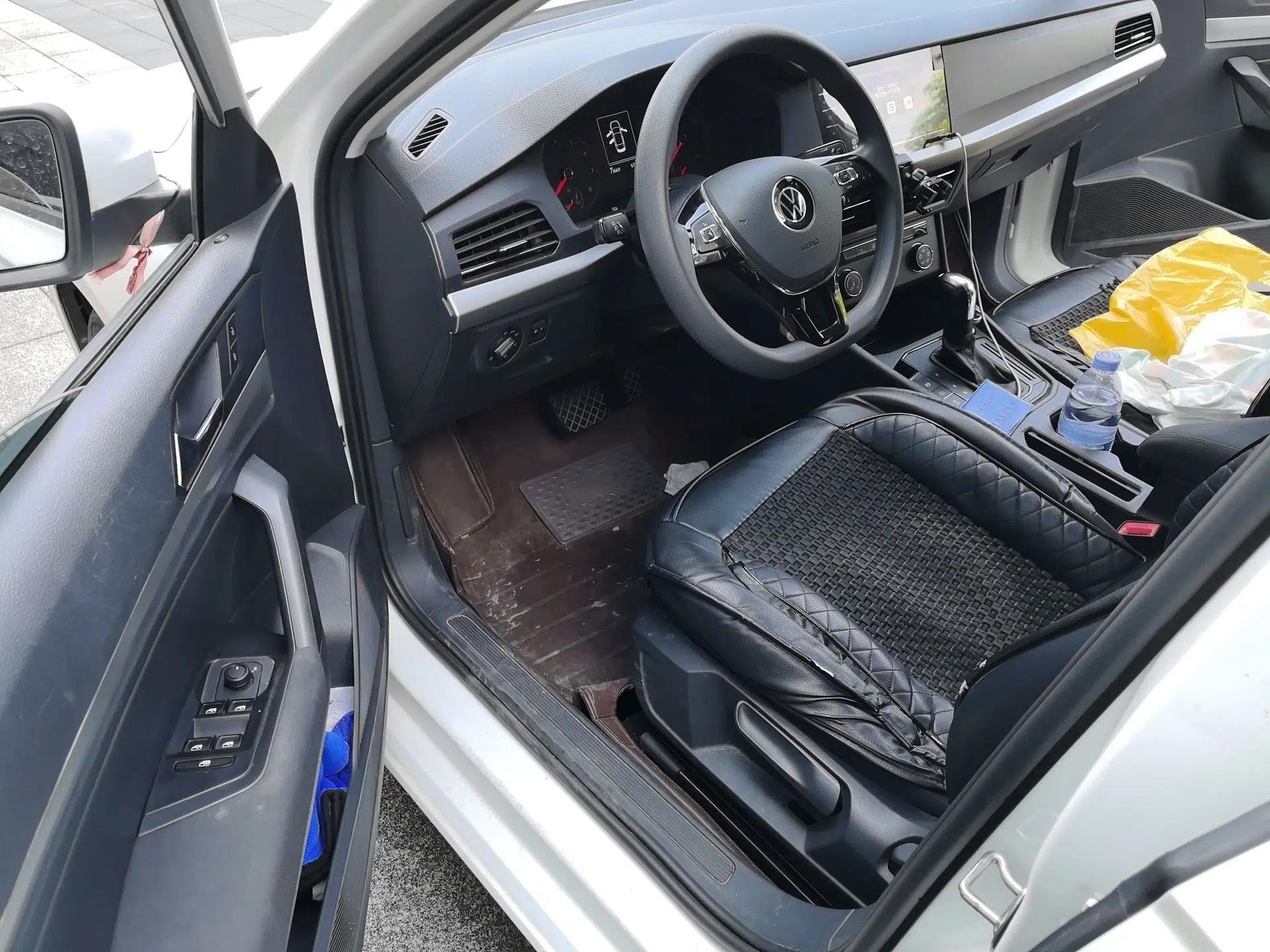 Volkswagen Lavida 2022 1.5L Automatic Fashion Edition — миниатюра 16