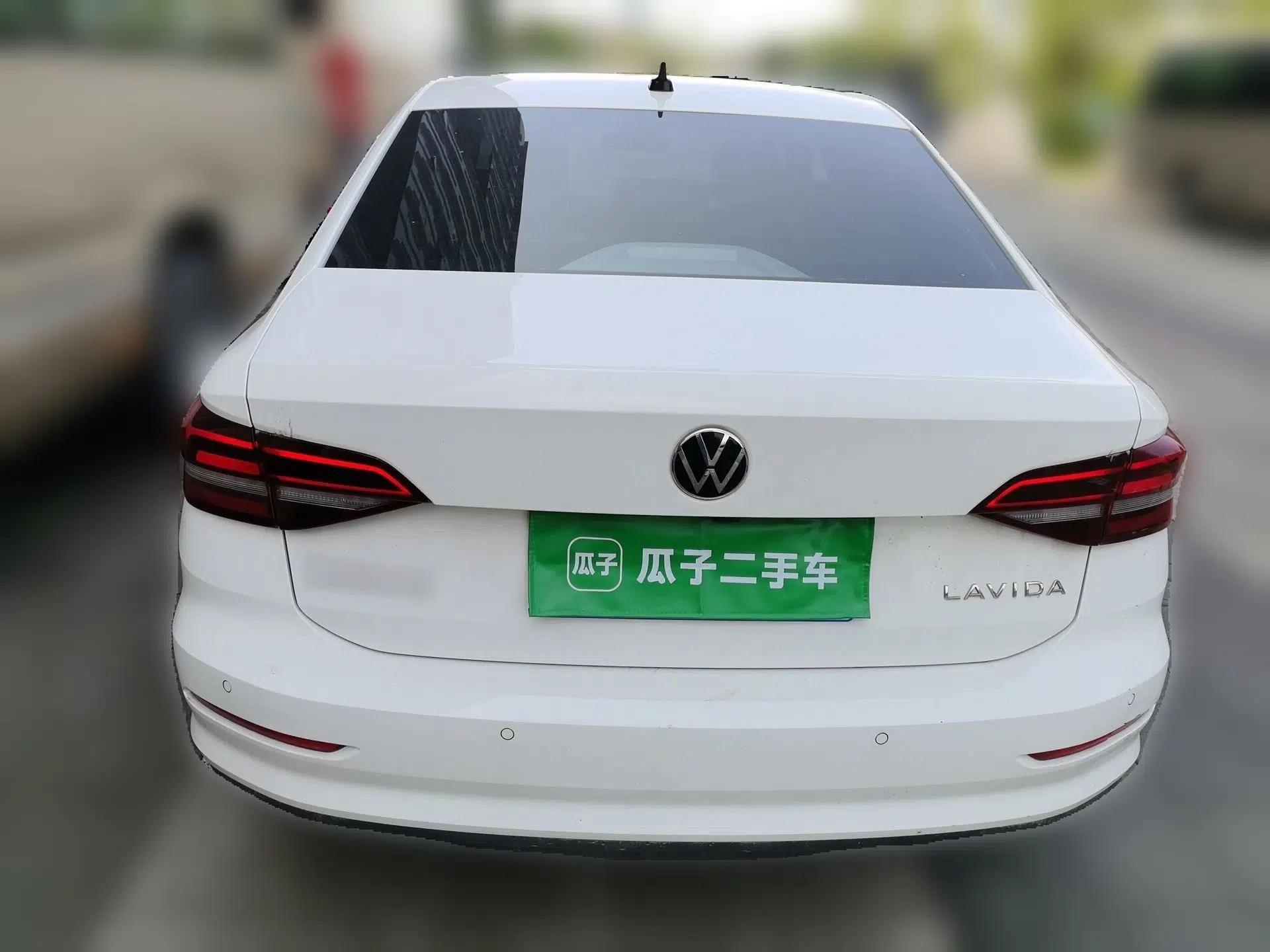 Volkswagen Lavida 2022 1.5L Automatic Fashion Edition — миниатюра 5