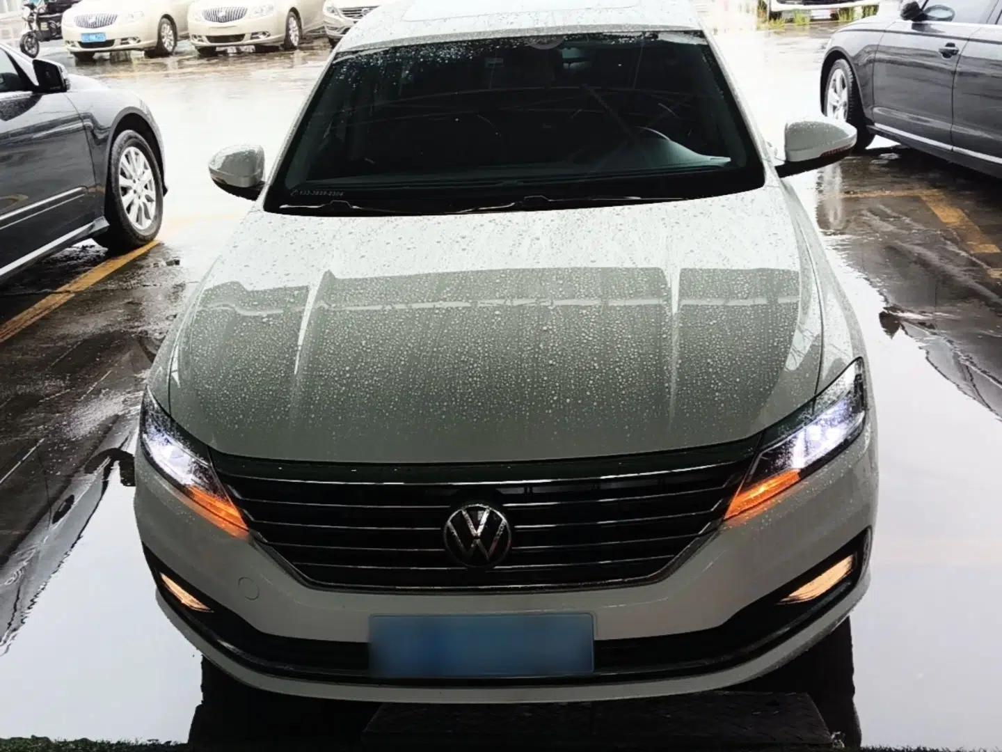 Volkswagen Lavida 2022 280TSI DSG Comfort Edition — миниатюра 2
