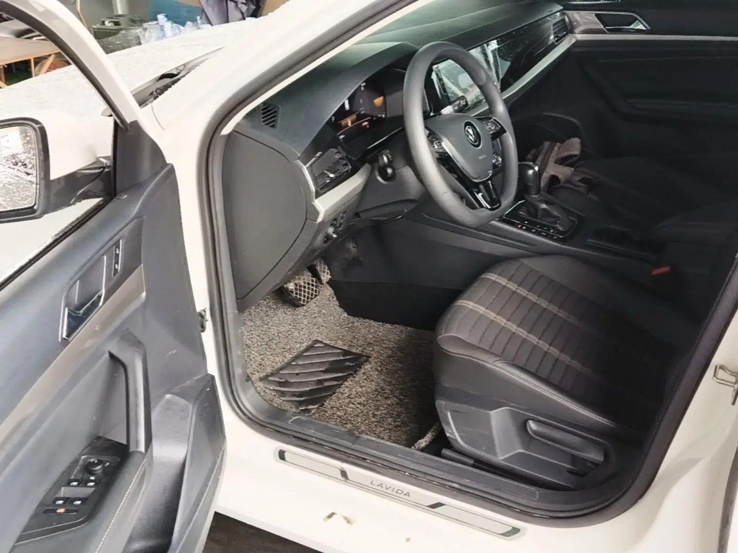 Volkswagen Lavida 2022 280TSI DSG Comfort Edition — миниатюра 18