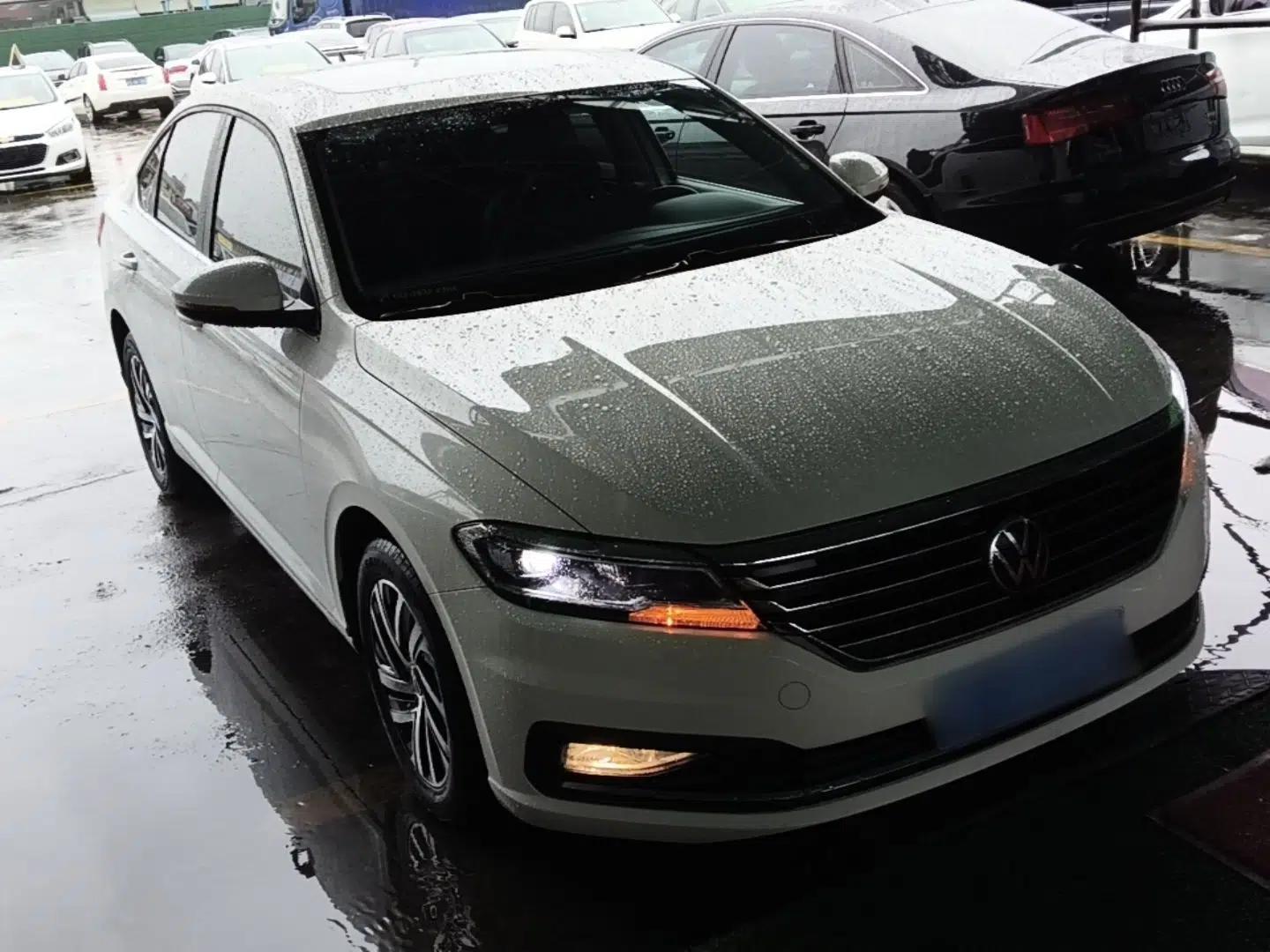 Volkswagen Lavida 2022 280TSI DSG Comfort Edition — миниатюра 3