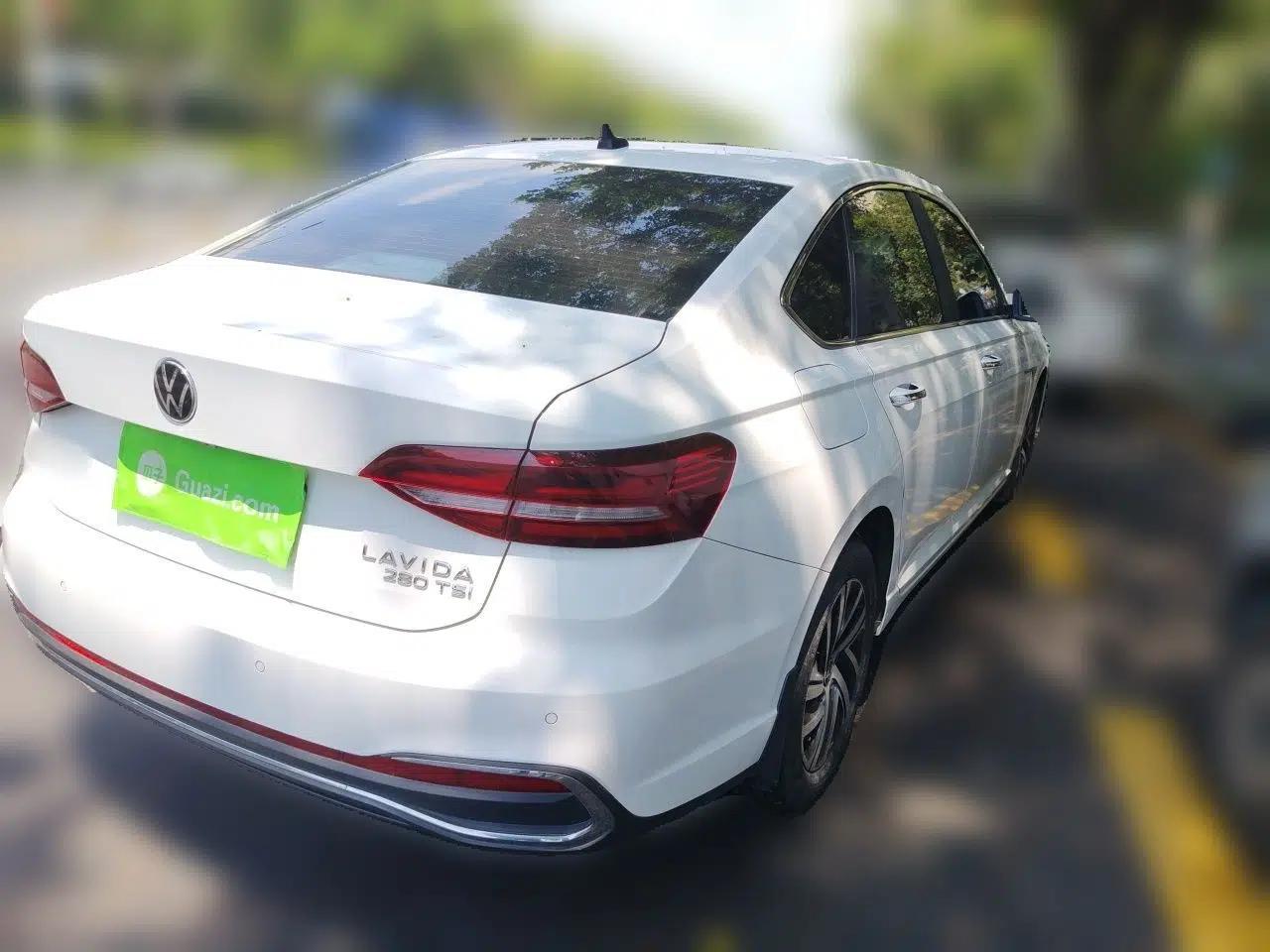 Volkswagen Lavida 2023 280TSI DSG Full-Comfort Edition — миниатюра 6