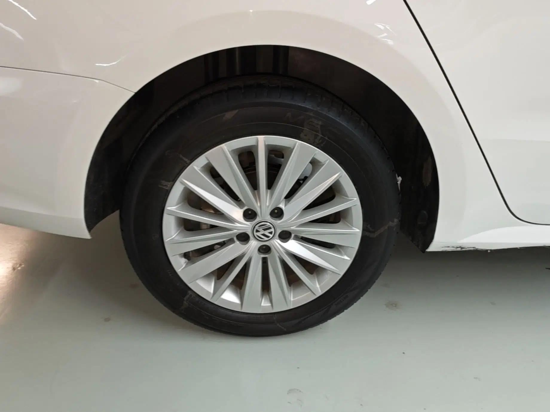 Volkswagen Lavida 2019 Lavida Start 1.5L Automatic Comfort Edition China VI Standard — миниатюра 11