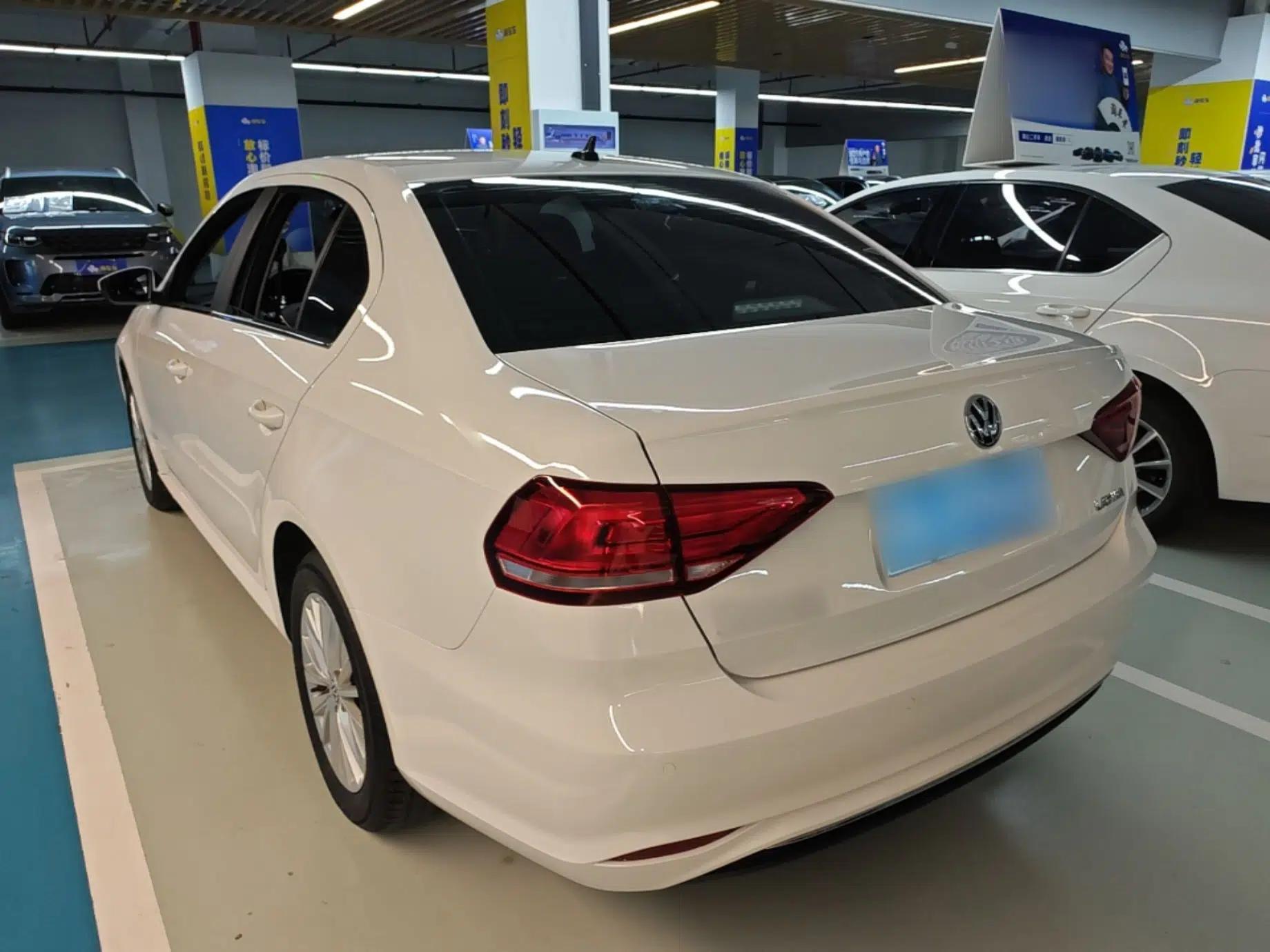 Volkswagen Lavida 2019 Lavida Start 1.5L Automatic Comfort Edition China VI Standard — миниатюра 4