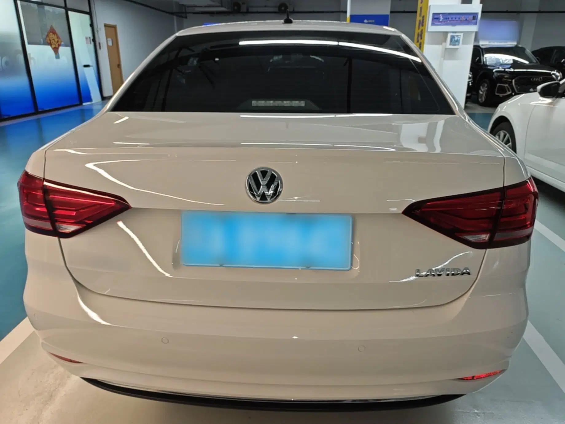 Volkswagen Lavida 2019 Lavida Start 1.5L Automatic Comfort Edition China VI Standard — миниатюра 5