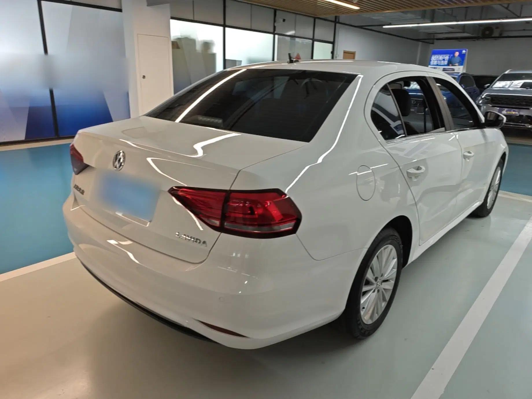 Volkswagen Lavida 2019 Lavida Start 1.5L Automatic Comfort Edition China VI Standard — миниатюра 6