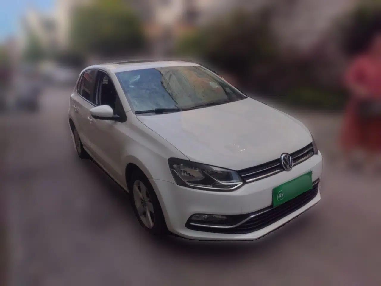 Volkswagen Polo 2016 1.6L Automatic Comfort Model — миниатюра 3